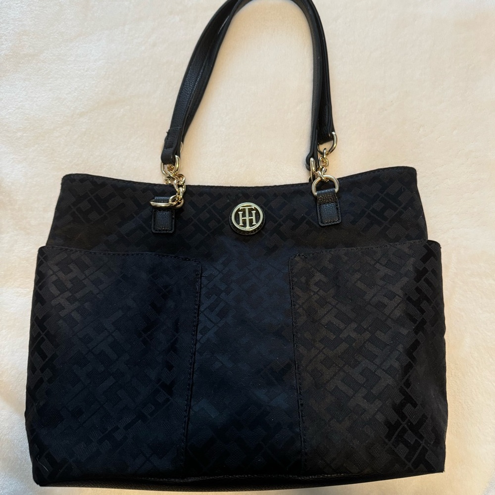 Black Tommy Hilfiger Purse